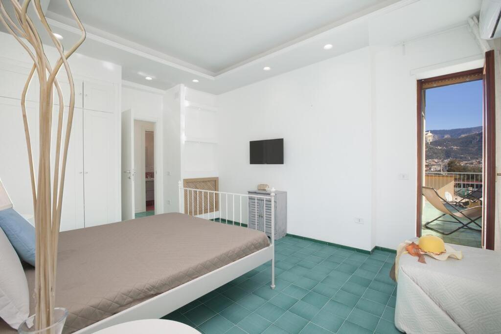 索伦托Super Attico Vista Mare Con Piscina公寓 外观 照片